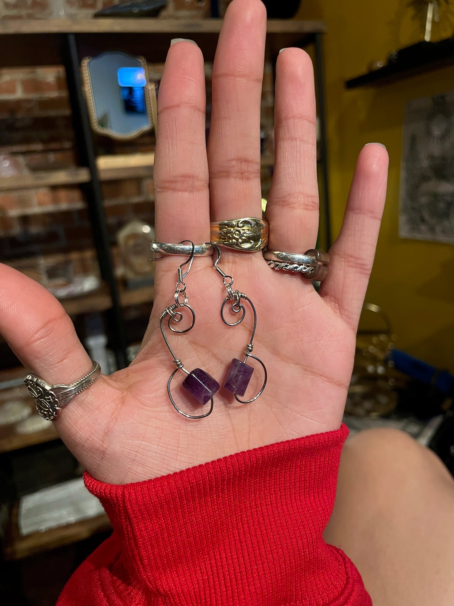 Silver Amethyst ‘Drop it’ Earrings