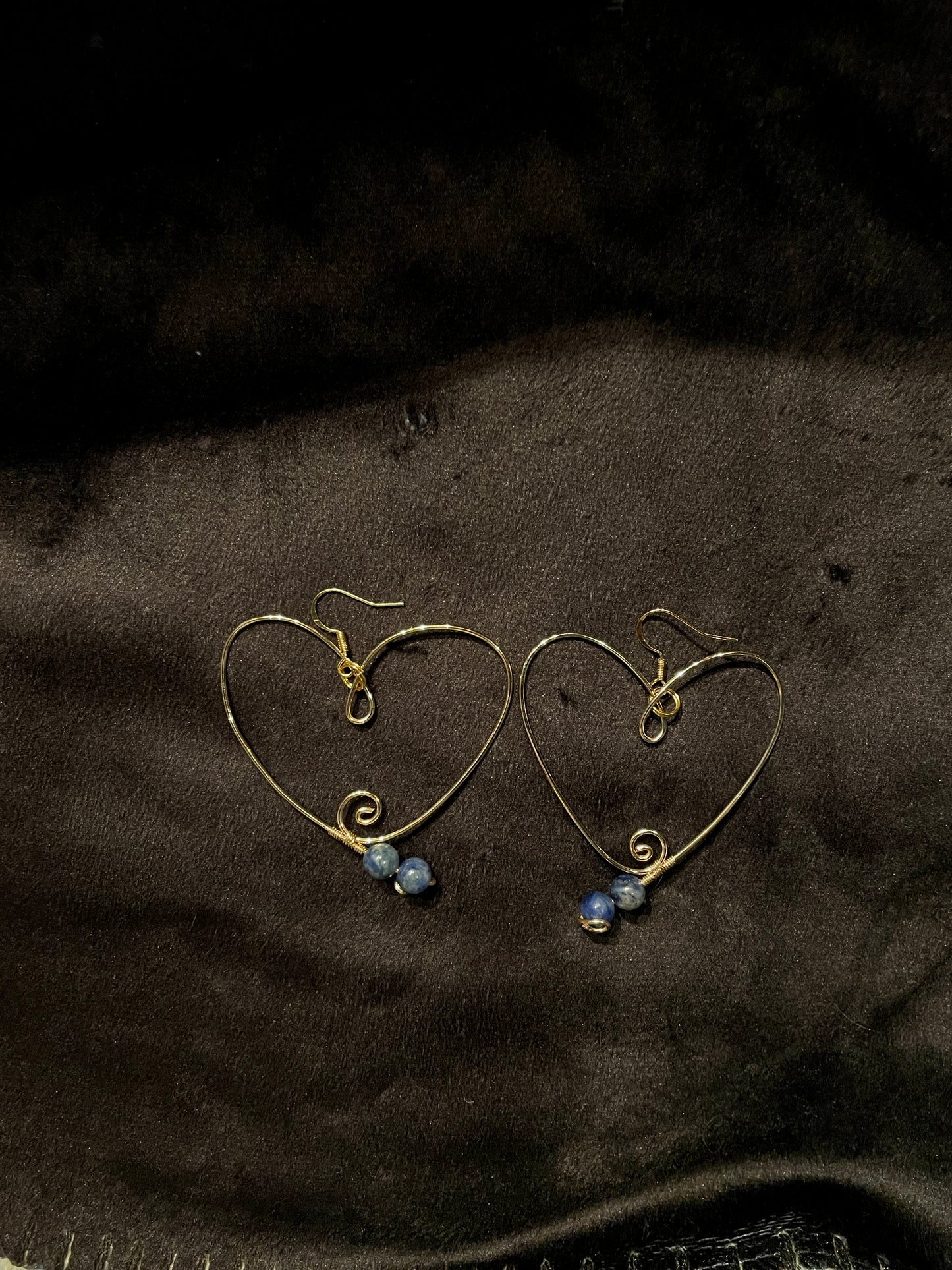 Gold Sodalite Corazon Earrings